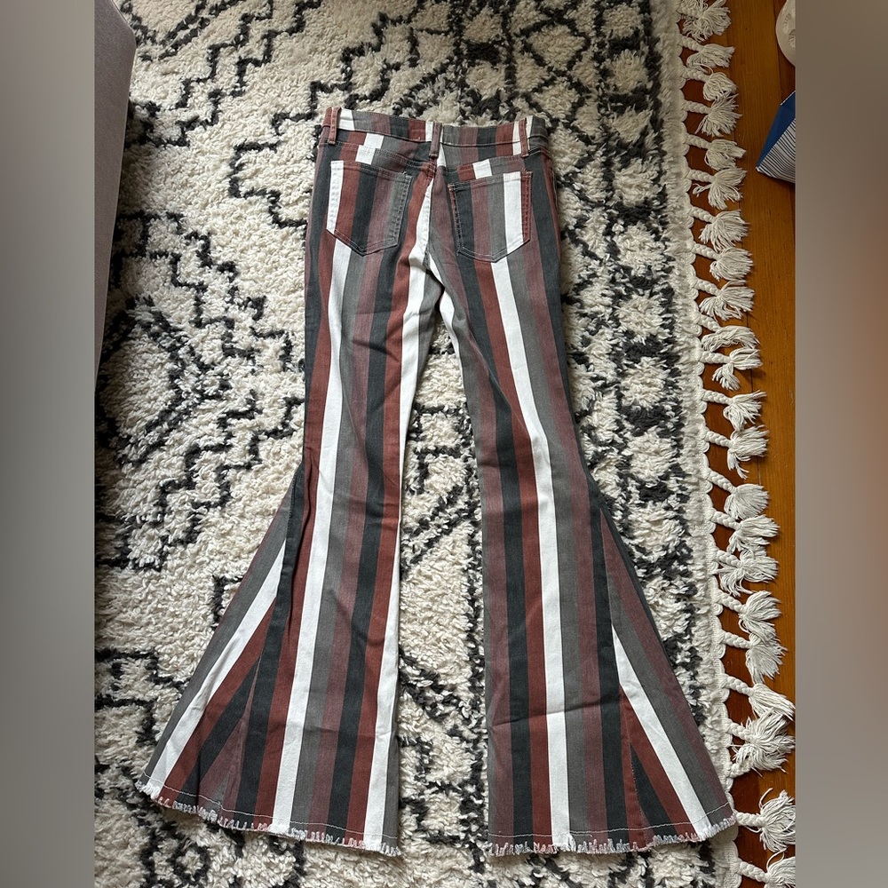 Striped Flare Pants - Picture 7 of 9